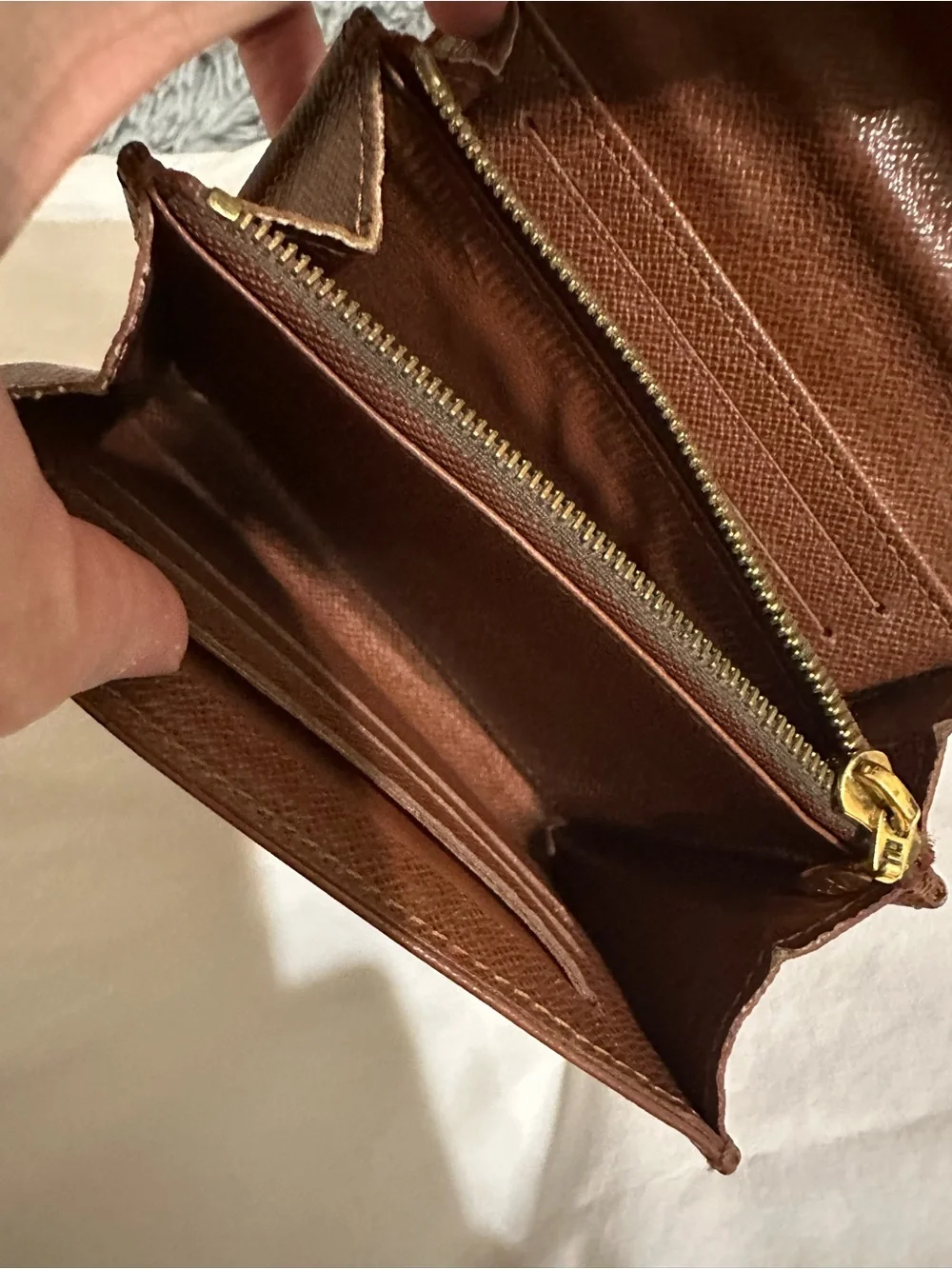 Louis Vuitton Monogram Small Compact Lock Portefeuille Bifold Wallet